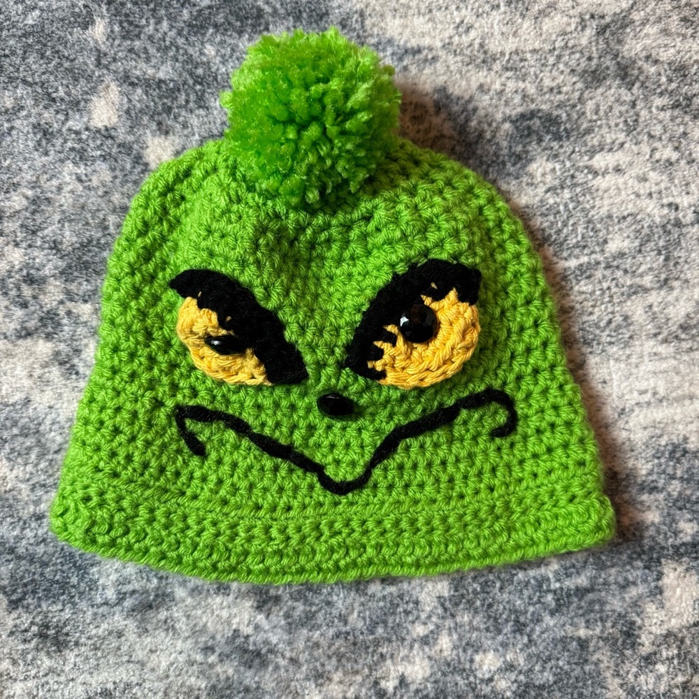 Handmade‎ Crochet Grinch Beanie Kids Green Christmas Holiday Winter Hat Pom Pom